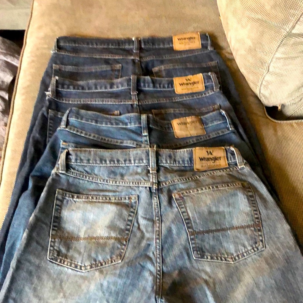 Wrangler Jeans Lot of 4. 32x30. All in good condition.